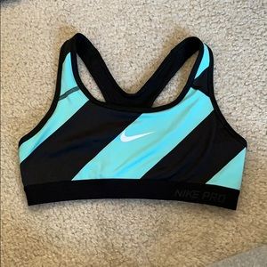 Nike Pro Women’s Sports Bra